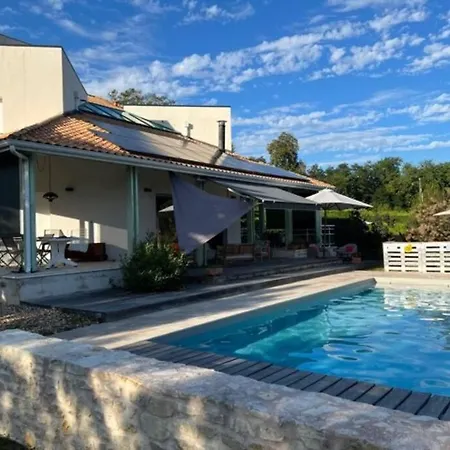 Maison D'architecte : Espace, Calme & Piscine Tatil Evi *
