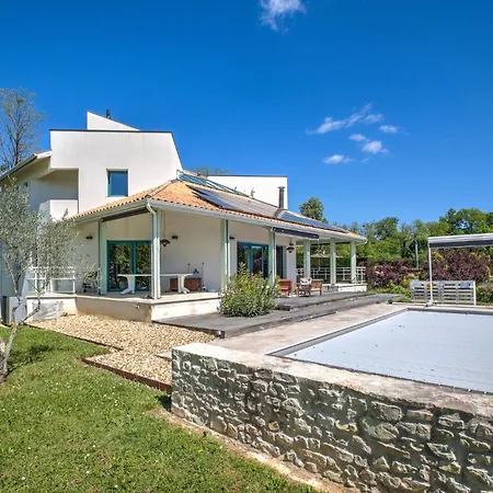 Tatil Evi Maison D'architecte : Espace, Calme & Piscine *